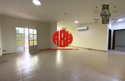 Apartment - 2 Bedrooms - 3 Bathrooms for rent in RASTEC 35 - Doha Al Jadeed - Doha