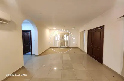Apartment - 2 Bedrooms - 2 Bathrooms for rent in Ain Khaled - Doha