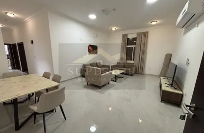 Apartment - 2 Bedrooms - 2 Bathrooms for rent in Asim Bin Omar Street - Al Mansoura - Doha