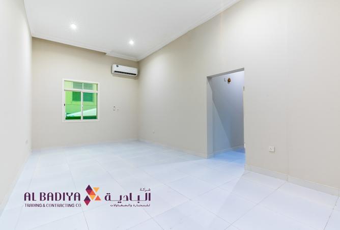 956900 - Property Image 3