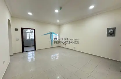 شقة - 2 غرف نوم - 2 حمامات للايجار في شارع السد - السد - الدوحة