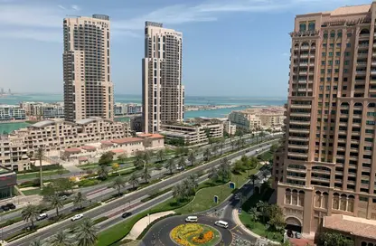 Apartment - 2 Bedrooms - 3 Bathrooms for rent in West Porto Drive - Porto Arabia - The Pearl Island - Doha