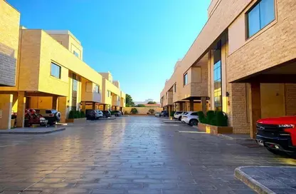 مجمع سكني - 4 غرف نوم - 5 حمامات للايجار في المعمورة 18 - المعمورة - الدوحة