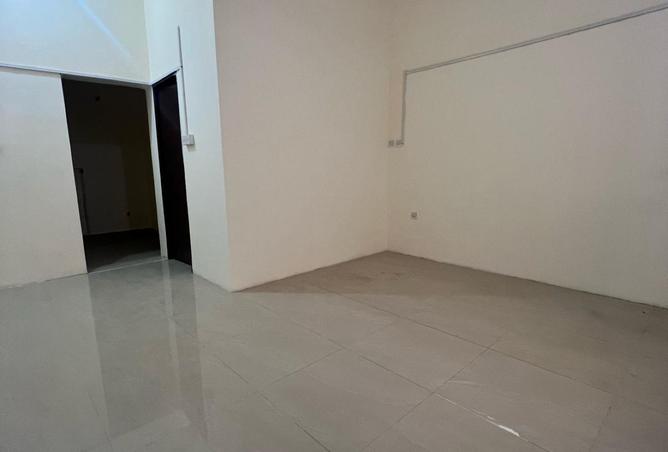 939596 - Property Image 3