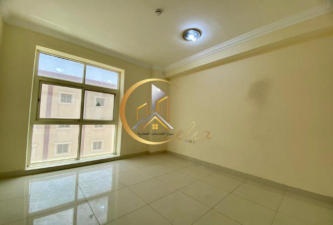 886796 - Property Image 3