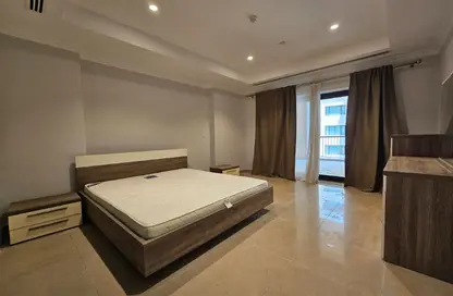 Apartment - 1 Bedroom - 2 Bathrooms for rent in East Porto Drive - Porto Arabia - The Pearl Island - Doha