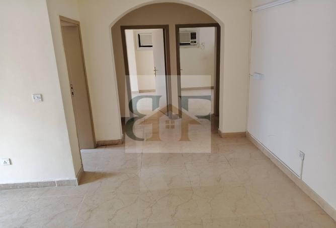 982794 - Property Image 3