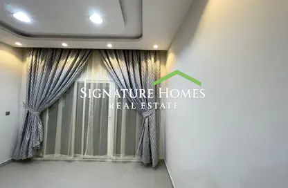 Apartment - 2 Bedrooms - 4 Bathrooms for sale in Dara - Fox Hills - Lusail