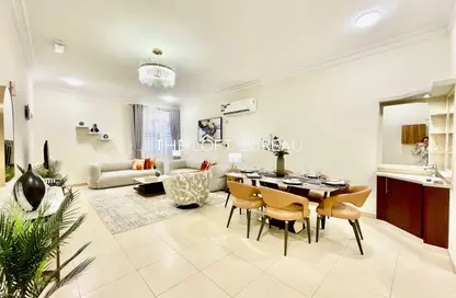 Apartment - 2 Bedrooms - 2 Bathrooms for rent in Al Khazin Street - Madinat Khalifa South - Madinat Khalifa - Doha