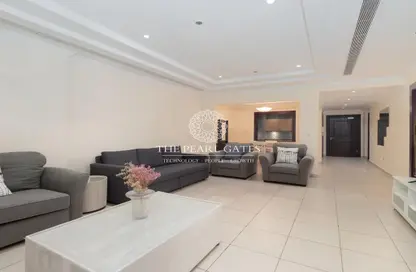 Apartment - 1 Bedroom - 2 Bathrooms for rent in East Porto Drive - Porto Arabia - The Pearl Island - Doha Apartment - 1 Bedroom - 2 Bathrooms for rent in East Porto Drive - Porto Arabia - The Pearl Island - Doha