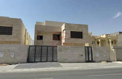 Villa - 7 Bedrooms - 7+ Bathrooms for sale in Umm Abirieh - Al Shamal