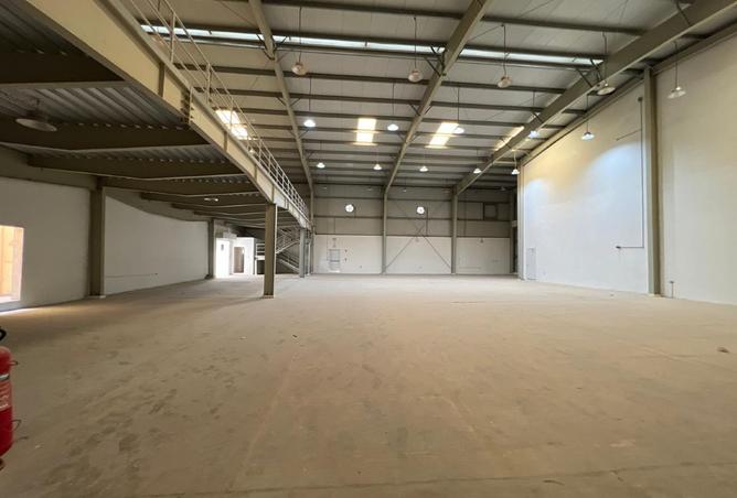 952208 - Property Image 2