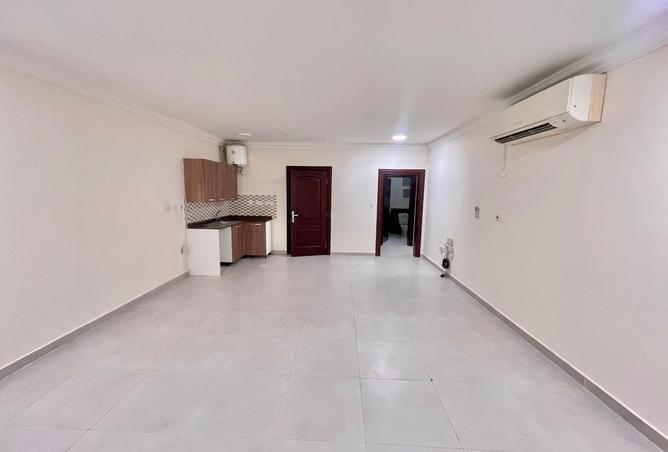 944110 - Property Image 3