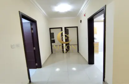 Apartment - 2 Bedrooms - 2 Bathrooms for rent in Al Mansoura - Doha