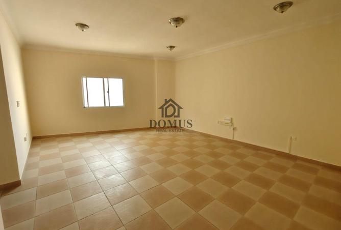 942831 - Property Main Image