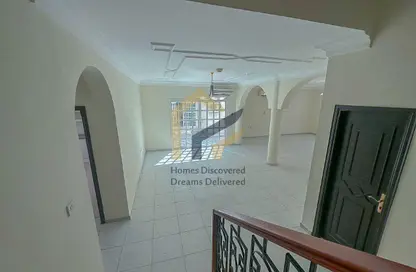 Villa - 5 Bedrooms - 4 Bathrooms for rent in Al Thumama - Al Thumama - Doha