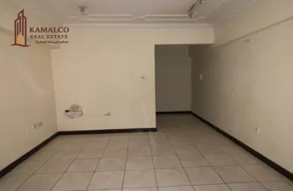 Apartment - 2 Bedrooms - 2 Bathrooms for rent in Al Muntazah Street - Al Muntazah - Doha