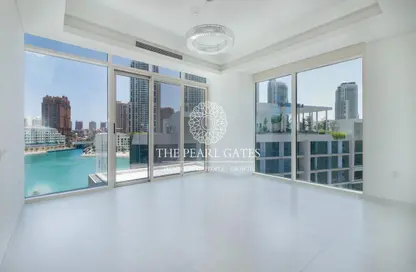 Apartment - 1 Bedroom - 2 Bathrooms for rent in Gewan Island - The Pearl Island - Doha