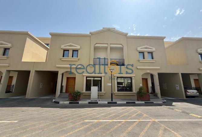 942803 - Property Image 2