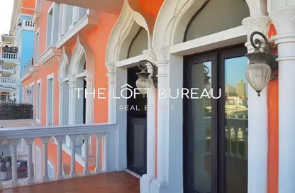 Apartment - 1 Bedroom - 2 Bathrooms for rent in Carnaval - Qanat Quartier - The Pearl Island - Doha