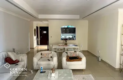 Apartment - 1 Bedroom - 2 Bathrooms for rent in West Porto Drive - Porto Arabia - The Pearl Island - Doha