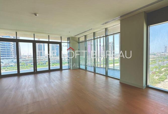 971792 - Property Image 3