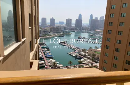 Apartment - 1 Bedroom - 3 Bathrooms for rent in Tower 19 - Porto Arabia - The Pearl Island - Doha