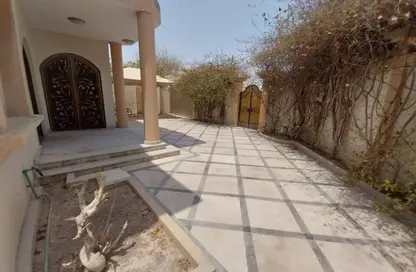فيلا - 6 غرف نوم - 6 حمامات للايجار في فلل الدحيل - الدحيل - الدوحة