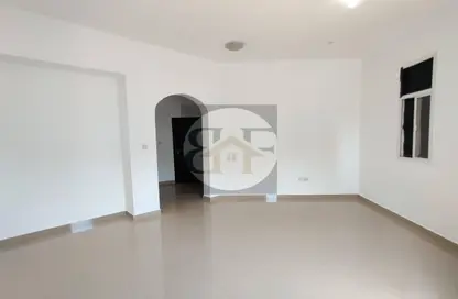 Apartment - 3 Bedrooms - 3 Bathrooms for rent in Al Mansoura - Al Mansoura - Doha