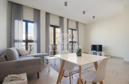 Apartment - 1 Bedroom - 2 Bathrooms for sale in Mercato - Qanat Quartier - The Pearl Island - Doha