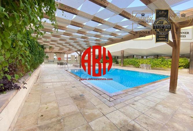 972912 - Property Image 3