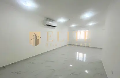Apartment - 2 Bedrooms - 3 Bathrooms for rent in Bin Omran 46 - Fereej Bin Omran - Doha
