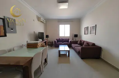Apartment - 3 Bedrooms - 3 Bathrooms for rent in Umm Ghwailina Comm - Umm Ghuwalina - Umm Ghuwailina - Doha