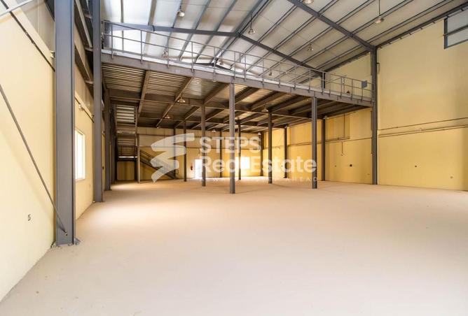 983241 - Property Main Image