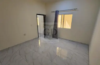 شقة - غرفة نوم - 1 حمام للايجار في مرموره فيلاز - المعمورة - الدوحة