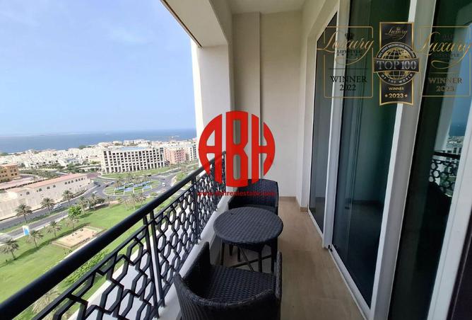 912415 - Property Image 3