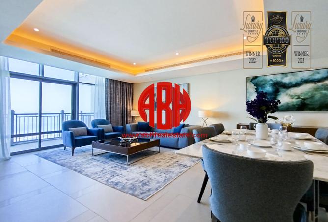 Apartment - 2 Bedrooms - 3 Bathrooms for rent in Tower 9 - Abraj Quartiers - The Pearl Island - Doha