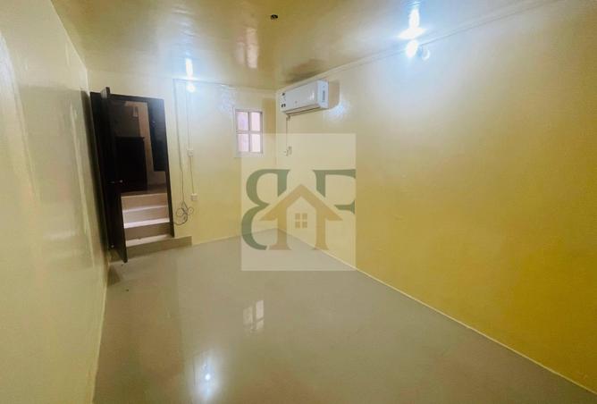 953467 - Property Image 2
