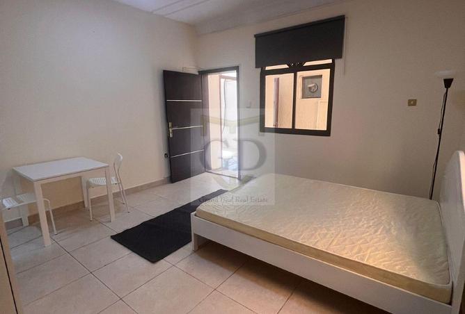 943601 - Property Image 2