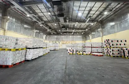 Warehouse - Studio - 1 Bathroom for rent in Industrial Area 2 - Industrial Area - Industrial Area - Doha