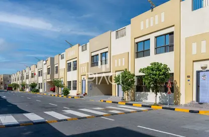 Apartment - 2 Bedrooms - 2 Bathrooms for sale in Al Wakra - Al Wakra - Al Wakrah - Al Wakra