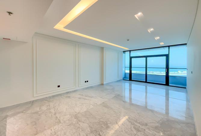 914735 - Property Image 3