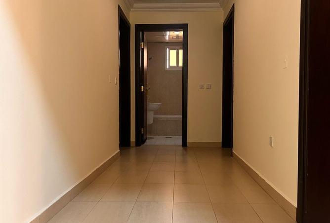 951869 - Property Image 3