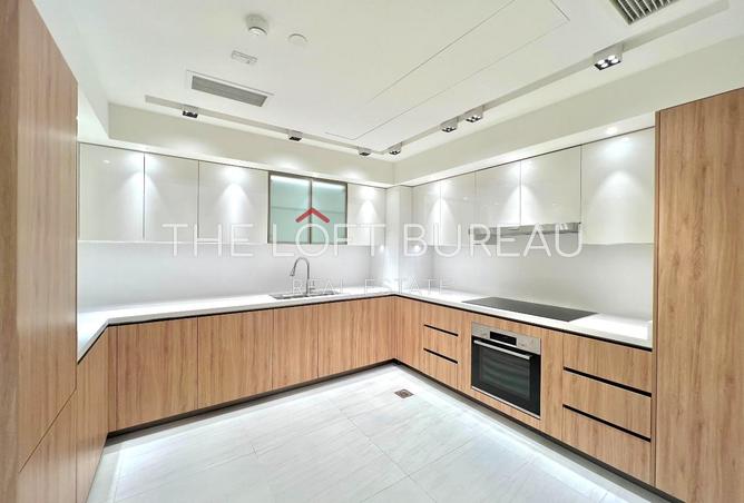 956513 - Property Image 3