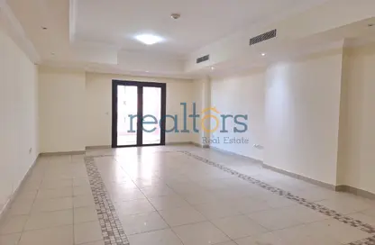 Apartment - 1 Bedroom - 2 Bathrooms for rent in Jumanah Tower 29 - Porto Arabia - The Pearl Island - Doha