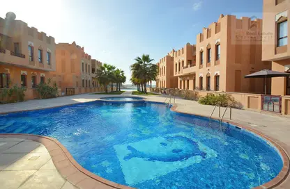 مجمع سكني - 5 غرف نوم - 7 حمامات للايجار في البوابة الشرقية - بحيرة وست لاجون - الدوحة