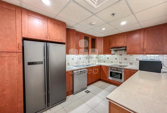 932458 - Property Image 3