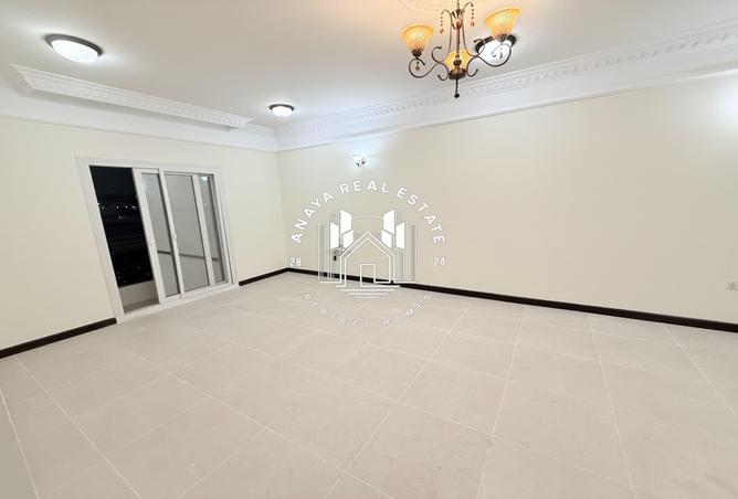 970395 - Property Image 3