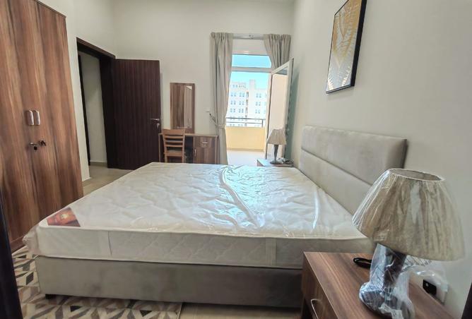 989943 - Property Main Image