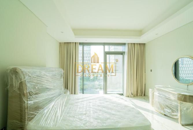 983769 - Property Image 2